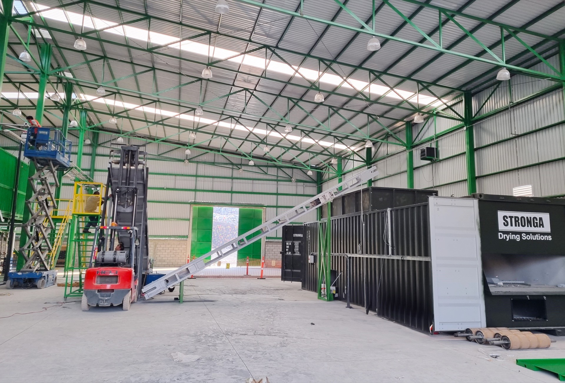 Équipement Stronga FlowDrya sur le site de recyclage des déchets d’emballages de Mexico
